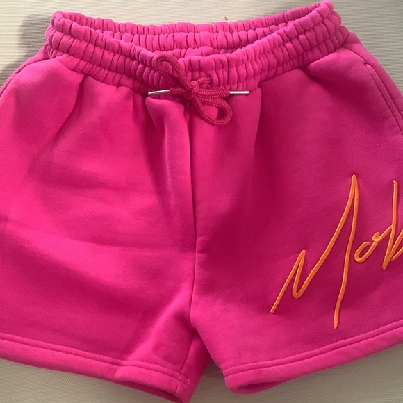 Strawberry Milk Mob - HOT PINK Cropped Zip and Short - Picture 4 of 11